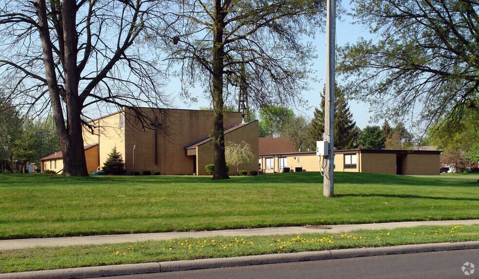 Primary Photo Of 4727 W Sylvania Ave, Toledo Religious Facility For Sale