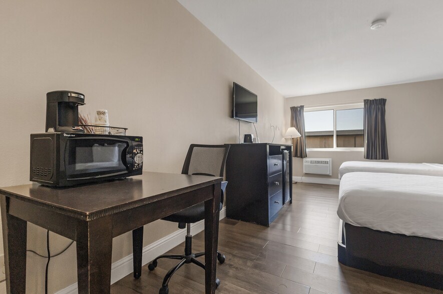 More Photos Of 730 N Palora Ave, Yuba City Hotel For Sale