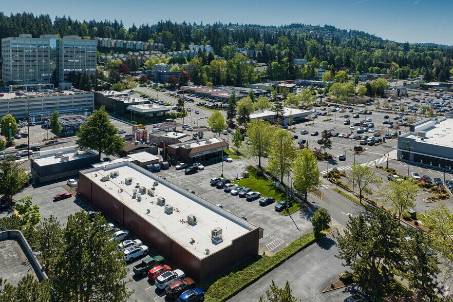More Photos Of 12620 SE 38th St, Bellevue Storefront For Lease