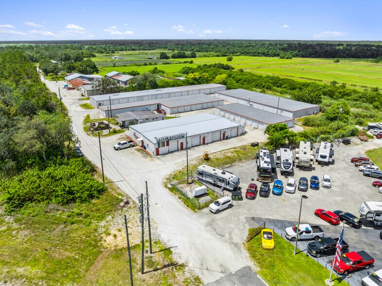 More Photos Of 107 Caladium Row, Sebring Self Storage For Sale