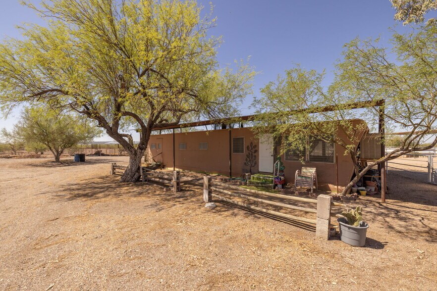 Primary Photo Of 15775 E US Highway 60, Gold Canyon Land For Sale