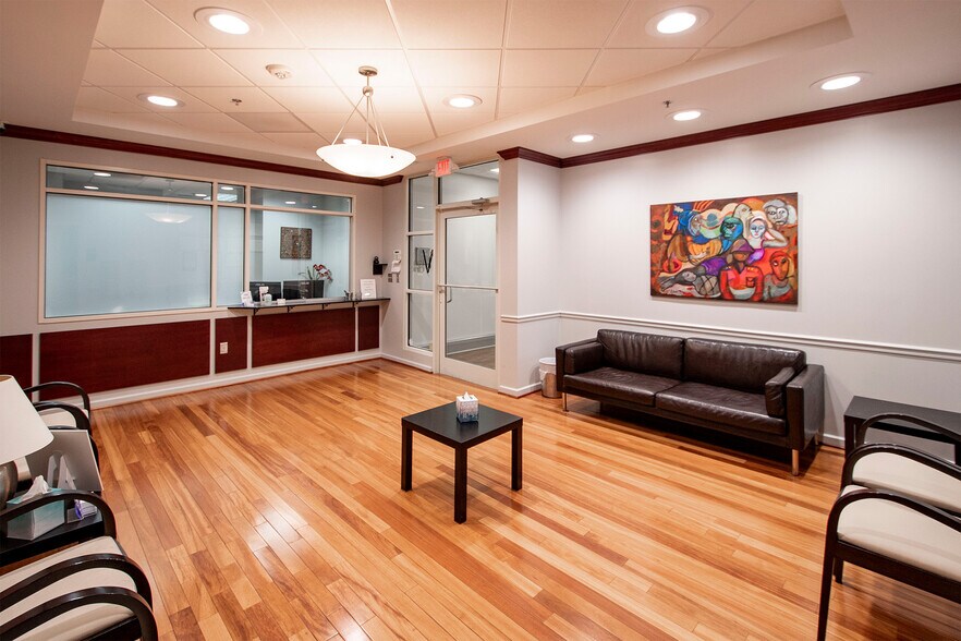 More Photos Of 12610 N Community House Rd, Charlotte Office For Sale