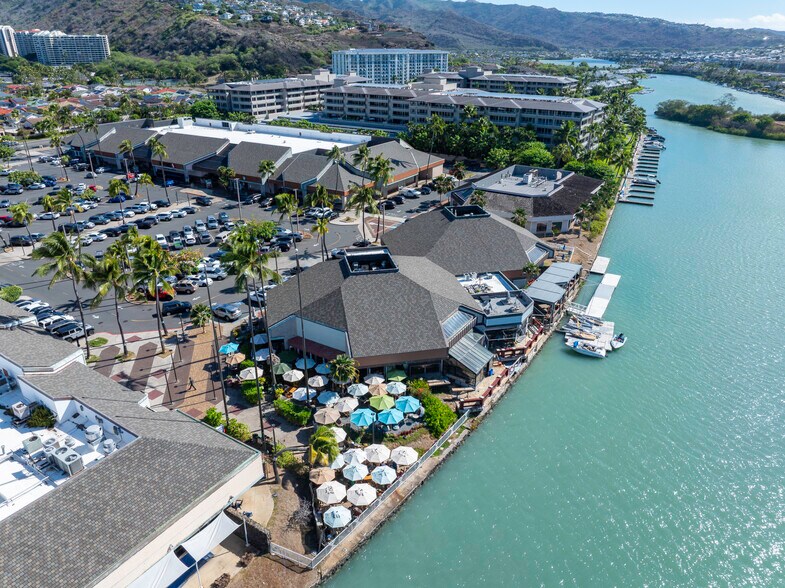 More Photos Of 377 Keahole St, Honolulu Unknown For Lease