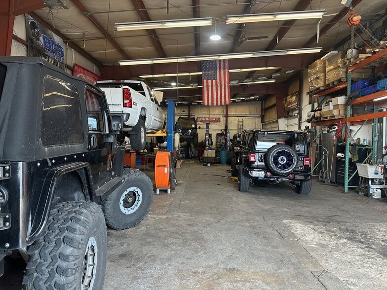 More Photos Of 7216 Ritchie Hwy, Glen Burnie Freestanding For Sale