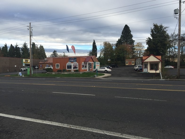 More Photos Of 8505 & 8513 NE Highway 99, Vancouver Restaurant For Sale