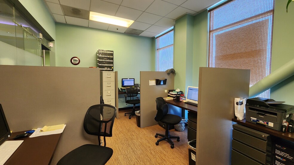 More Photos Of 3600 N Verdugo Rd, Glendale Office For Lease