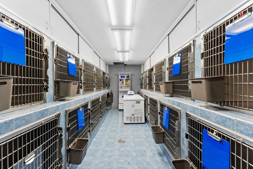 More Photos Of 1029 Sarno Rd, Melbourne Medical For Sale