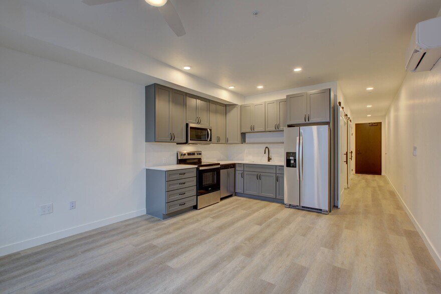 More Photos Of 1775 S Pearl St, Denver Apartments For Sale