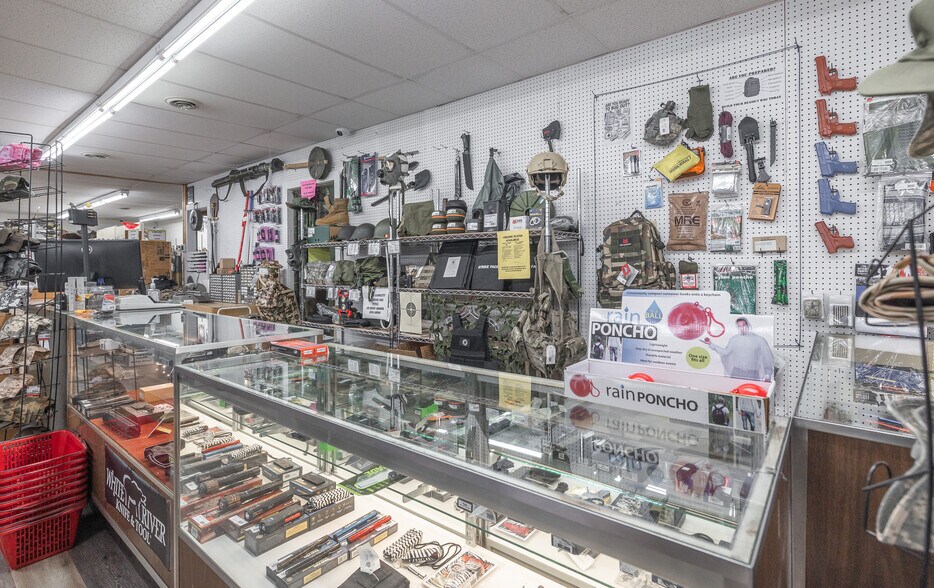 More Photos Of 363 Doolittle Outer Rd, Rolla General Retail For Sale