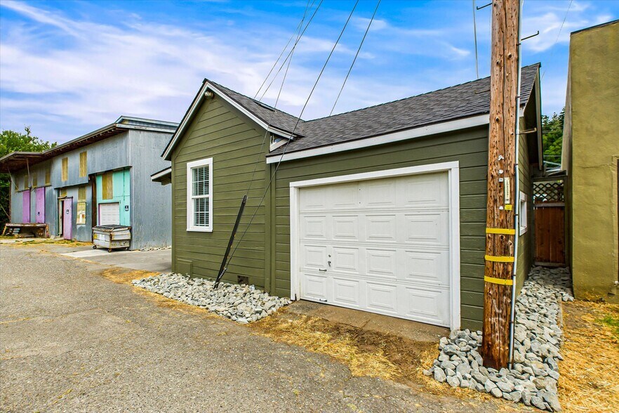 More Photos Of 1645 Main St, Fortuna Apartments For Sale