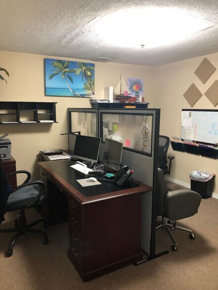 More Photos Of 11215 St Johns Industrial Pky, Jacksonville Warehouse For Lease