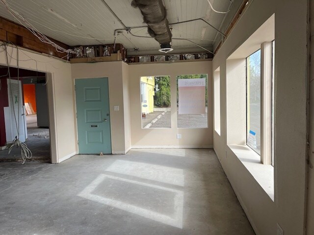 More Photos Of 7981 SE 17th Ave, Portland Freestanding For Sale