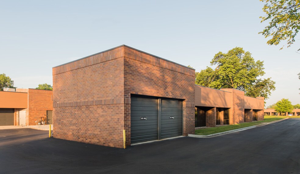 More Photos Of 150 N Patrick Blvd, Brookfield Research And Development For Lease