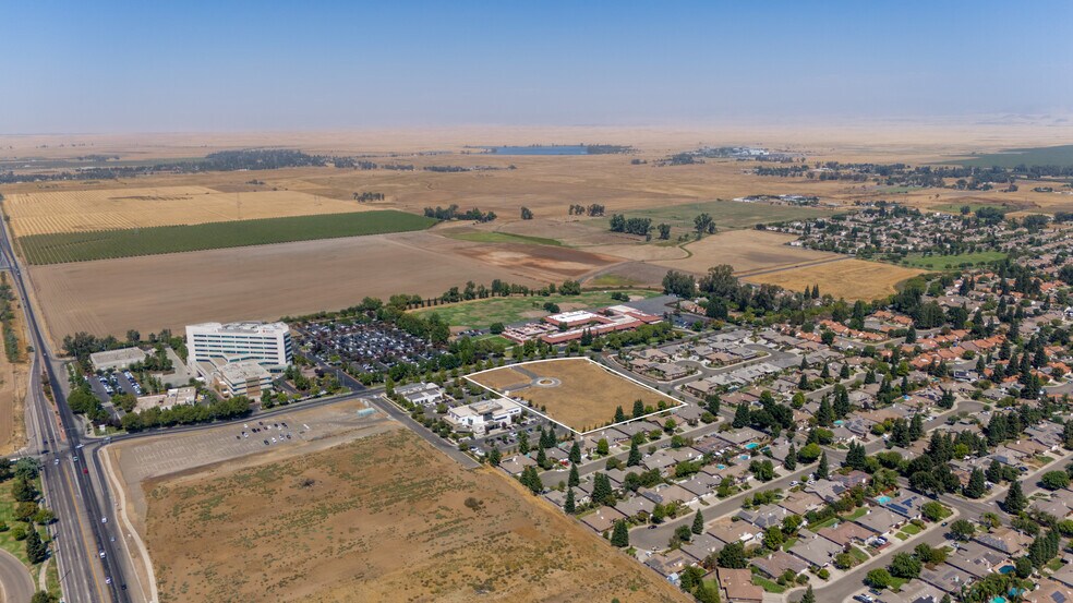 More Photos Of 500 Mercy Avenue, Merced Land For Sale