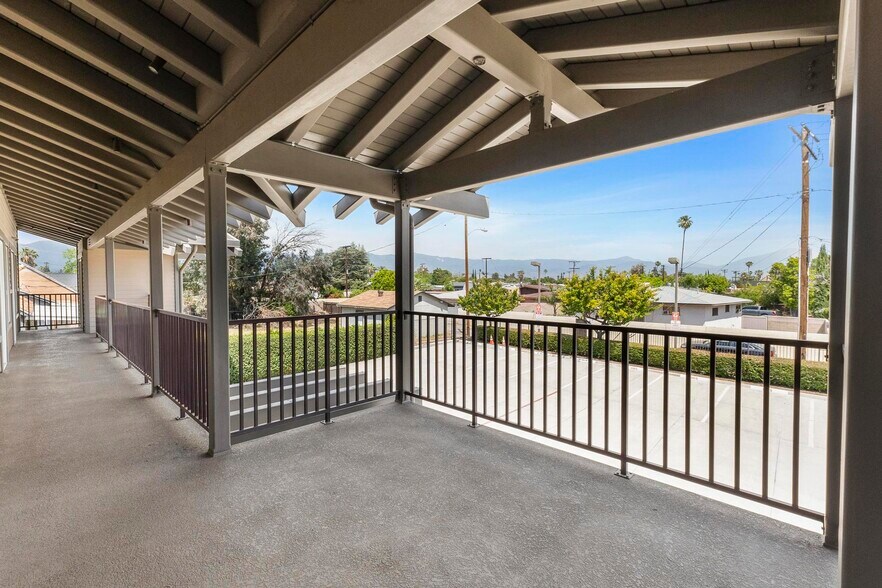 More Photos Of 437 N Riverside Ave, Rialto Loft Creative Space For Sale