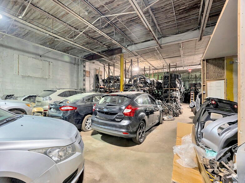 More Photos Of 7780 Majestic Ave, Detroit Warehouse For Sale