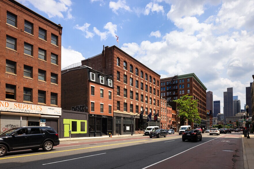 More Photos Of 133 N Washington St, Boston Storefront For Sale