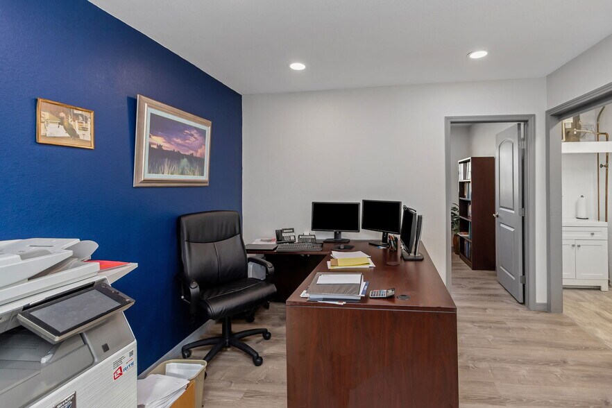 More Photos Of 2645 Sunset Point Rd, Clearwater Freestanding For Lease