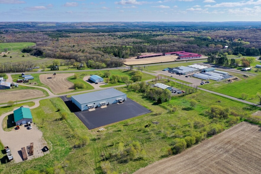 More Photos Of 7467 Kent Ave, Eau Claire Warehouse For Lease