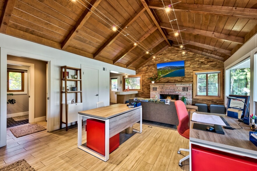 More Photos Of 201 State Line Rd, Kings Beach Office For Lease