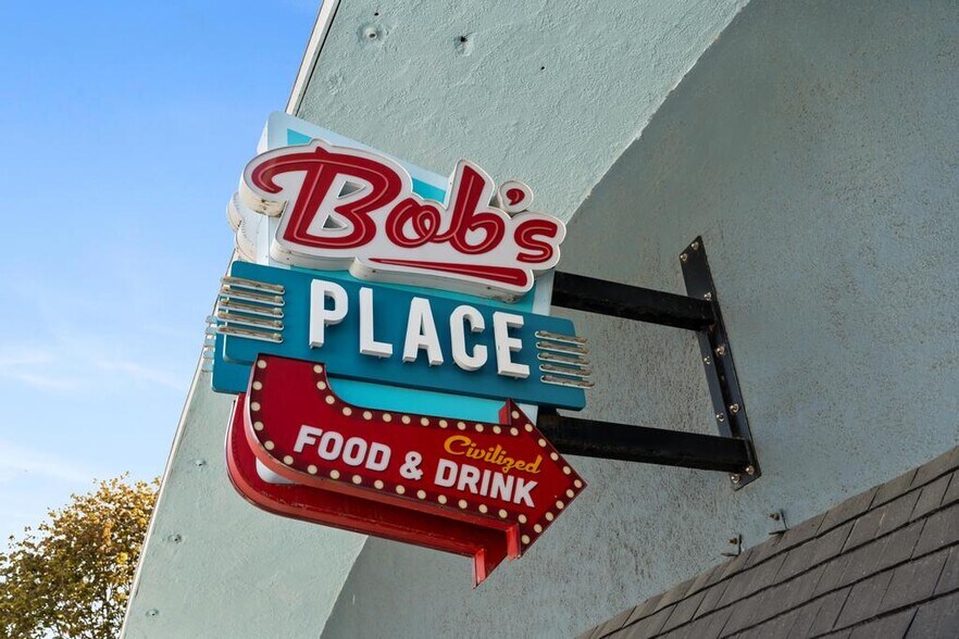More Photos Of 7515 S US Highway 31, Alanson Restaurant For Sale