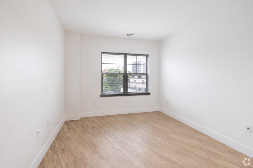 More Photos Of 1 N Main St, Port Chester Apartments For Lease