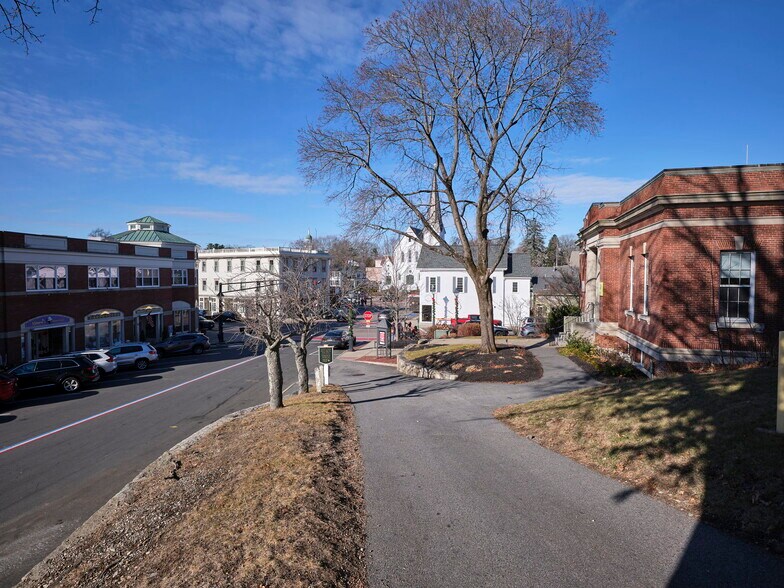 More Photos Of 14 Main St, Hingham Office Residential For Lease