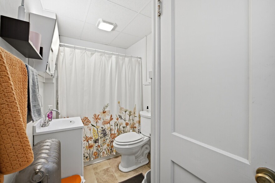 More Photos Of , Kutztown Unknown For Sale