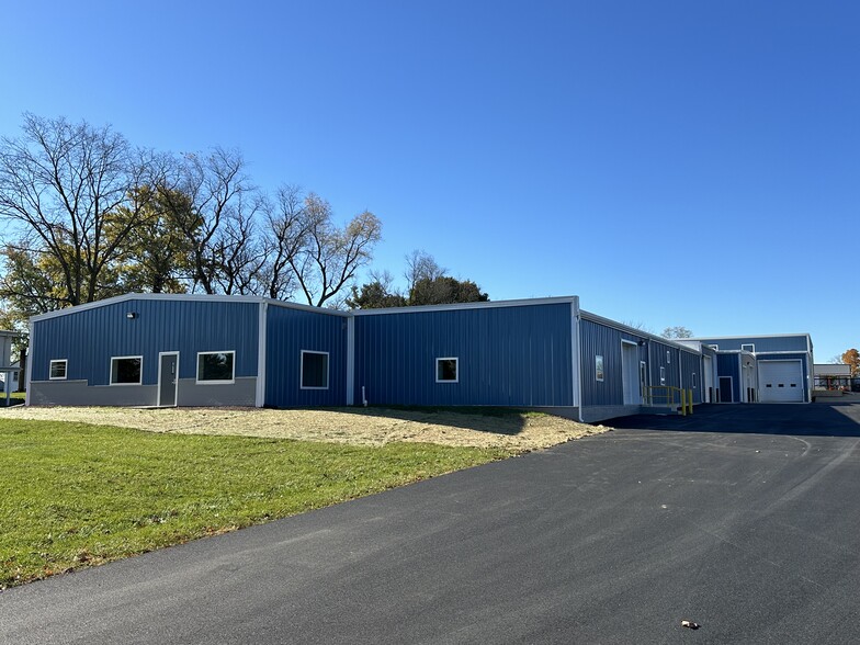 Primary Photo Of 185 Hempt Rd, Mechanicsburg Warehouse For Lease