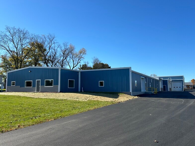 Primary Photo Of 185 Hempt Rd, Mechanicsburg Warehouse For Lease