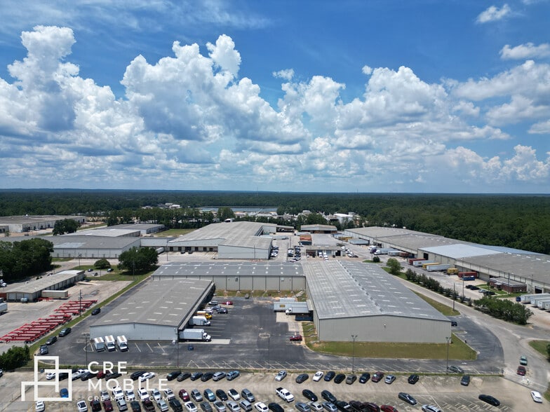 More Photos Of 248 Jacintoport Blvd, Saraland Warehouse For Lease