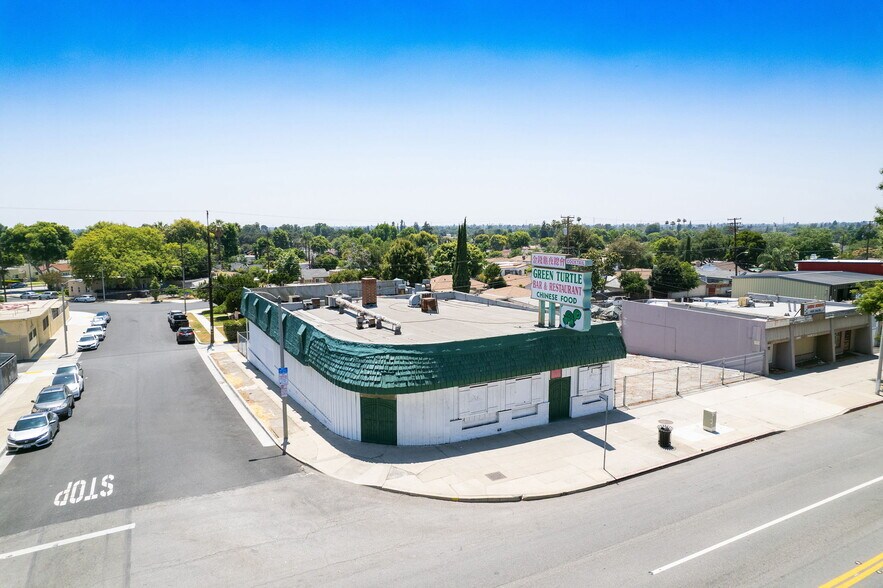 More Photos Of 11456-11464 Whittier Blvd, Whittier Restaurant For Sale