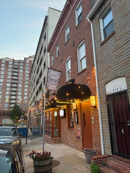 More Photos Of 806 Stiles St, Baltimore Restaurant For Lease