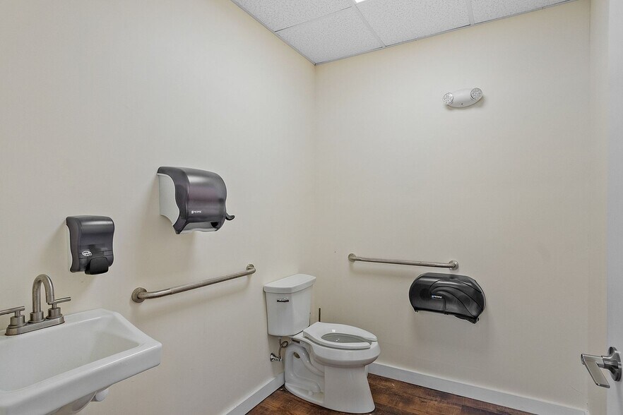 More Photos Of 295 Boston Rd, Billerica General Retail For Sale