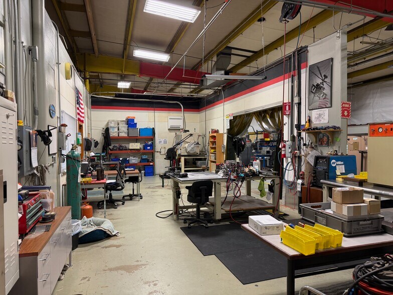 More Photos Of 7 Industrial Rd, Windsor Locks Warehouse For Sale