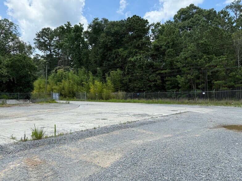 More Photos Of 220 Cargill Road Connector, Macon Land For Lease