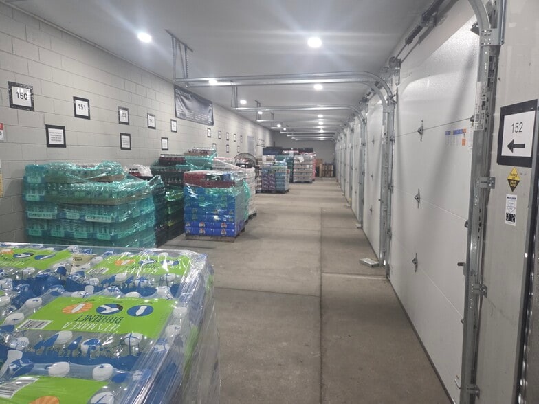 More Photos Of 1 Candy Ln, Hendersonville Distribution For Lease