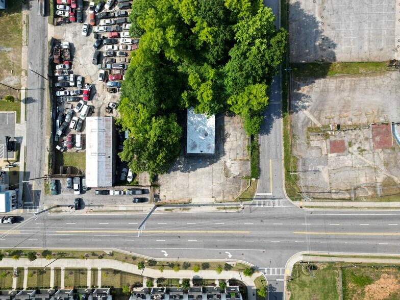 More Photos Of 1050 Donald Lee Hollowell Pky NW, Atlanta Land For Sale