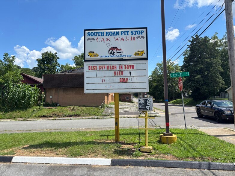 More Photos Of 1005 S Roan St, Johnson City Carwash For Sale