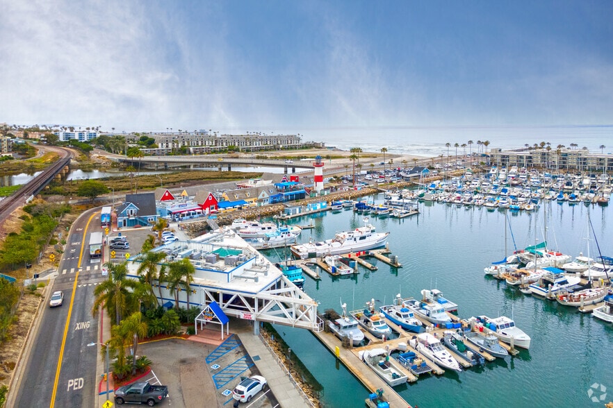 More Photos Of 274 Harbor Dr S, Oceanside Unknown For Lease