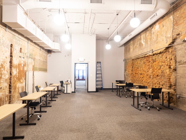 More Photos Of 213 Fayetteville St, Raleigh Office For Lease