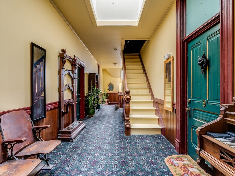 More Photos Of 687 Islay St, San Luis Obispo Apartments For Sale