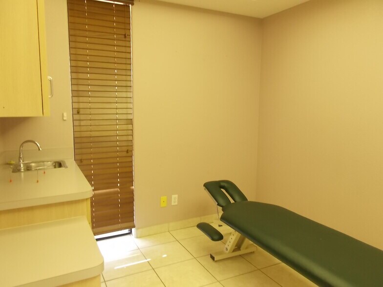 More Photos Of 2058 S Dobson Rd, Mesa Office For Lease