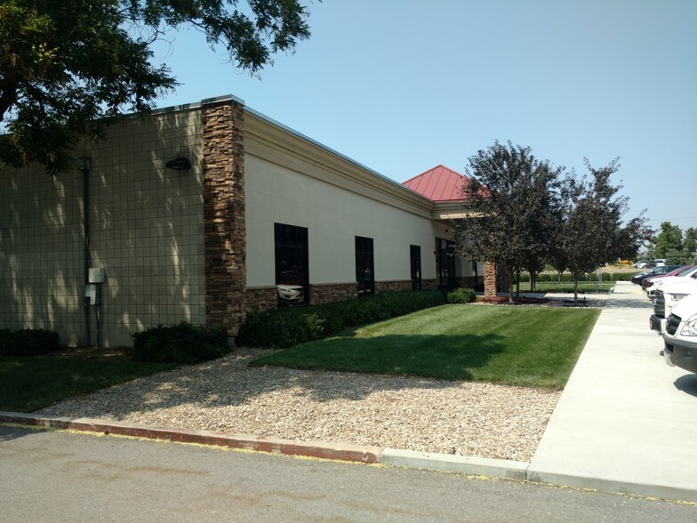 More Photos Of 5444 S Green St, Murray Medical For Lease