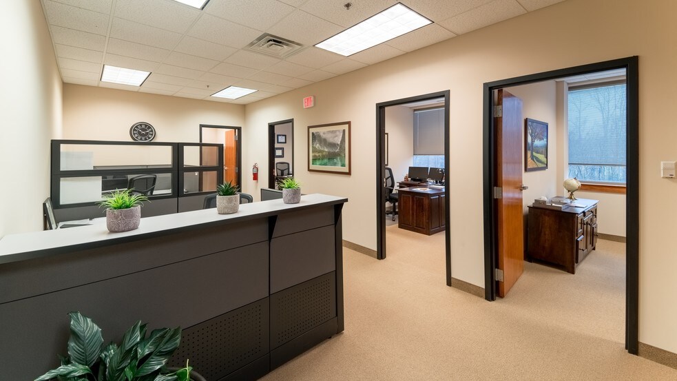 More Photos Of 100 Springhouse Dr, Collegeville Office For Lease