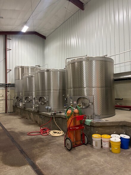 More Photos Of 2890 Lee Rd, Prosser Industrial For Sale