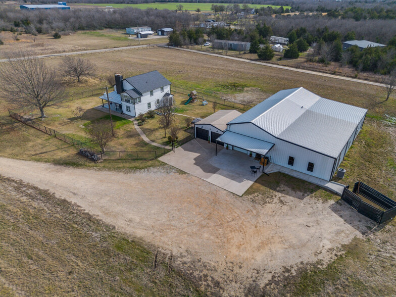 Primary Photo Of 1840 County Road 4309 N, Greenville Flex For Sale