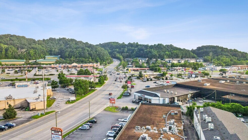 More Photos Of 159-167 Belle Forest Cir, Nashville Office For Lease