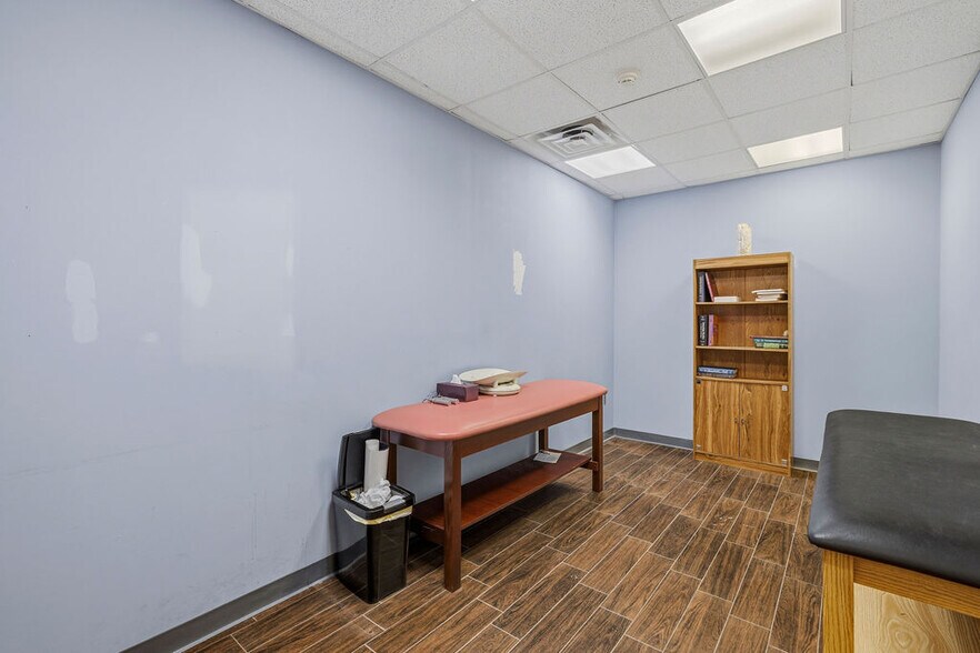 More Photos Of 4519 Military Rd, Niagara Falls Medical For Lease