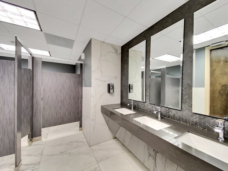 More Photos Of 2901 NW 62nd St, Fort Lauderdale Office For Lease